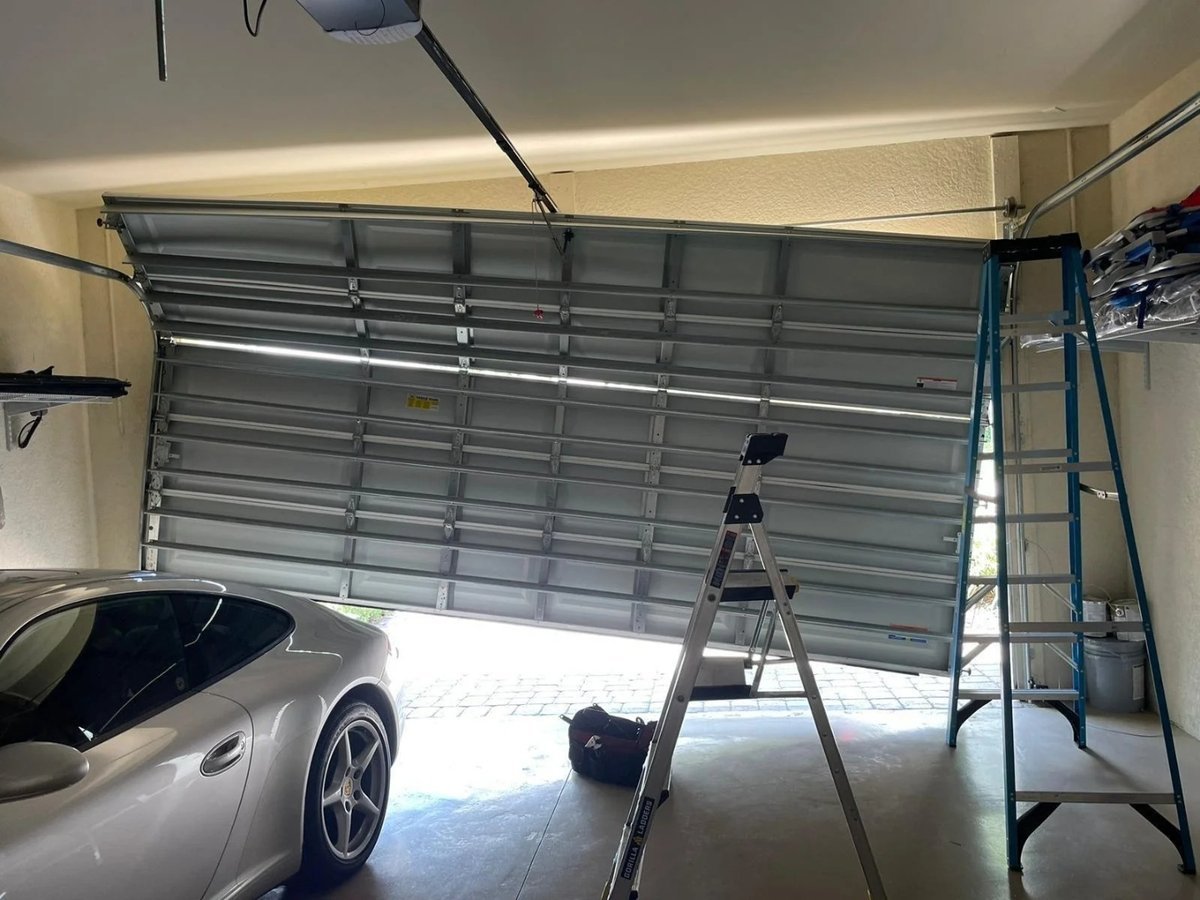 Garage door style reference photo 3
